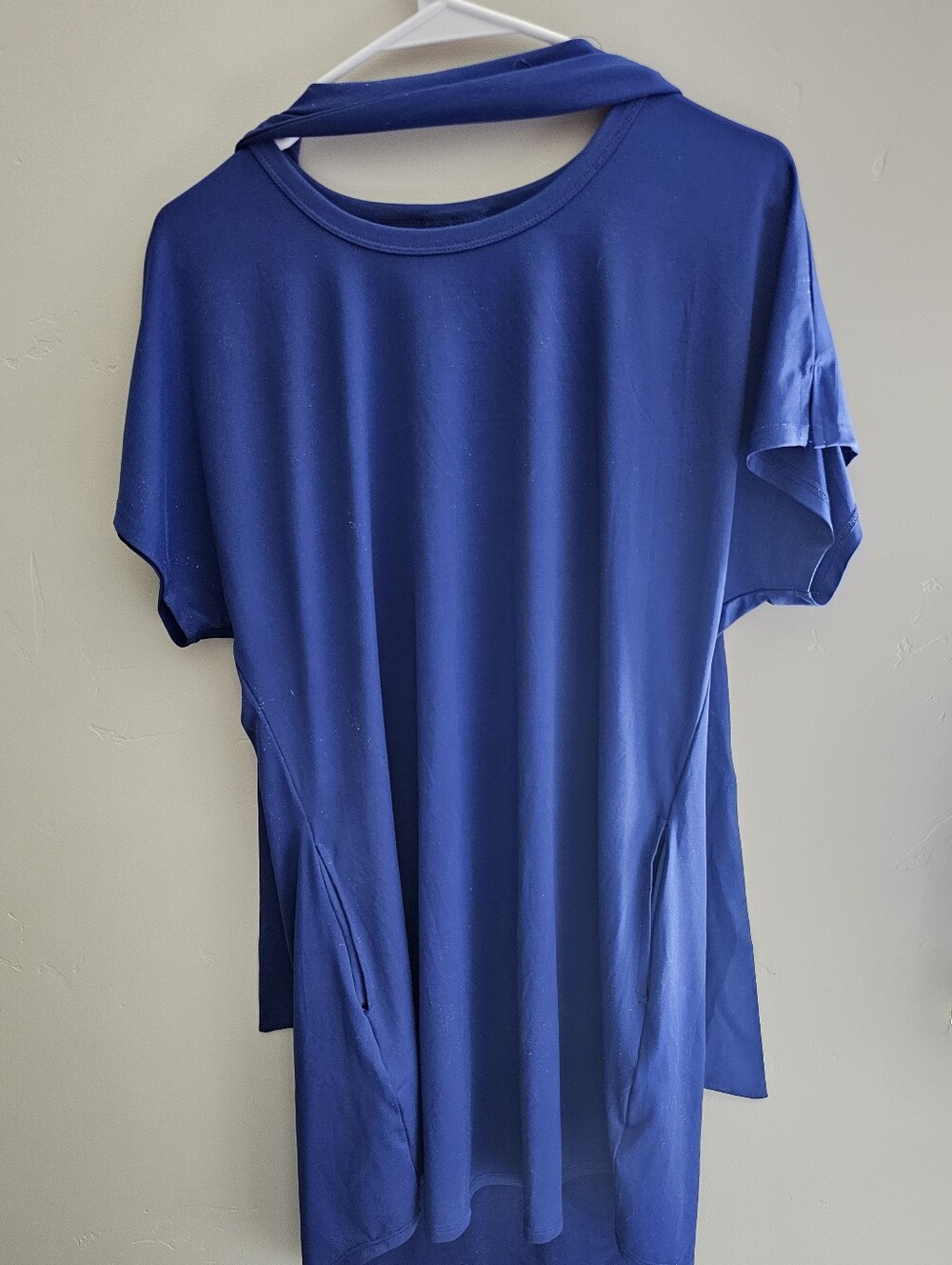 LuLaRoe Short Sleeve Tunic in Royal Blue